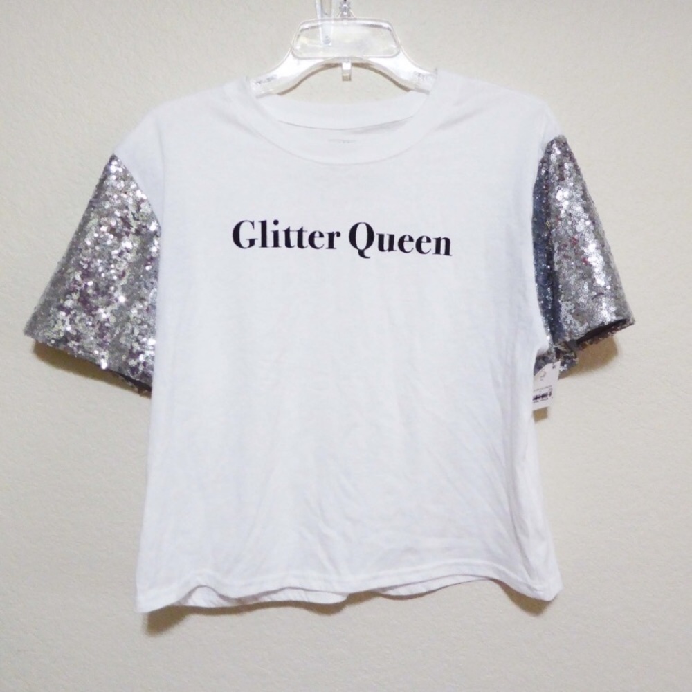 Glitter queen graphic tee